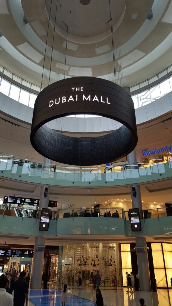 best dubai sightseeing itinerary dubai mall