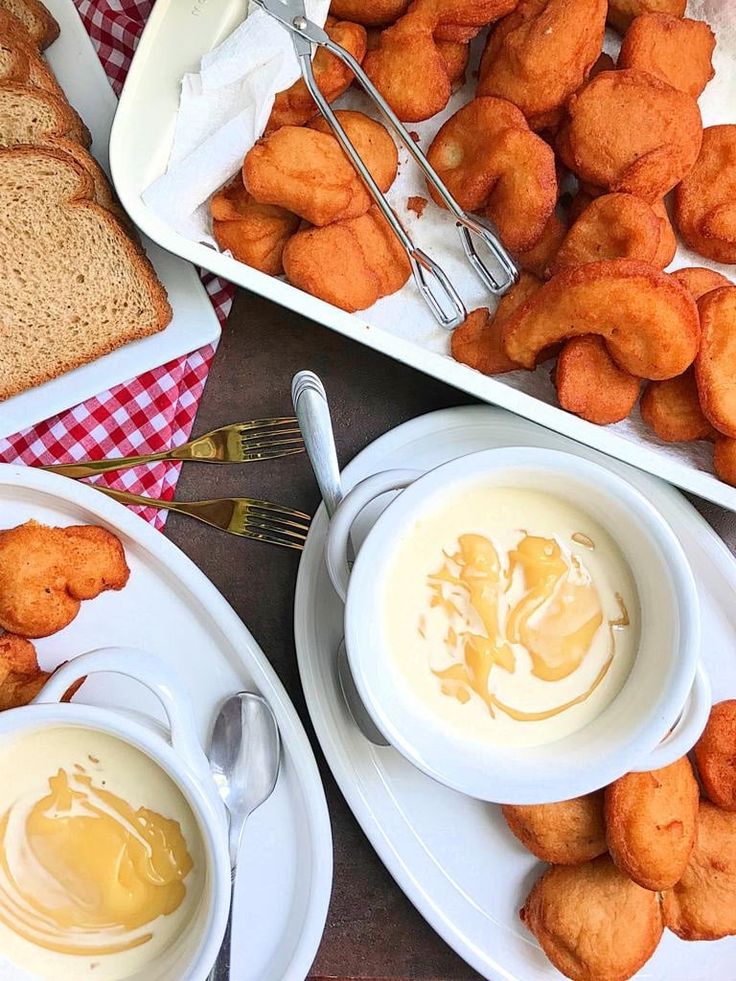 Popular Nigerian Meals Akara and Pap