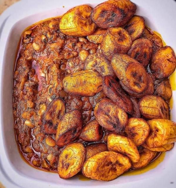Popular Nigerian Meals stewed beans