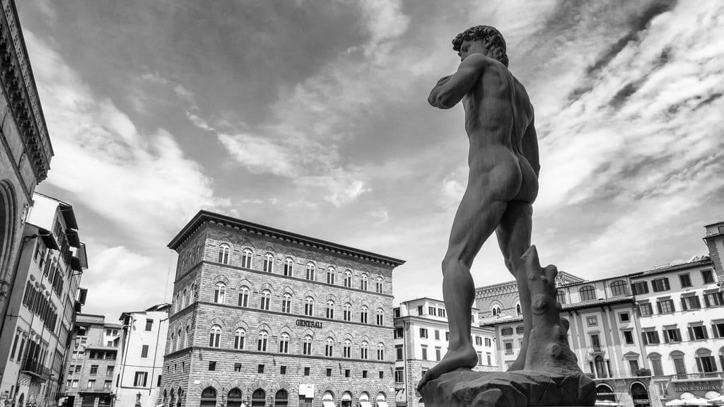 michelangelo 1289376 1920 Unveiling The 10 Most Artistic Cities In The World