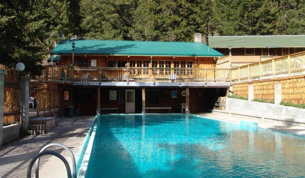 635929570531167375 15 Best Hot Springs in Montana