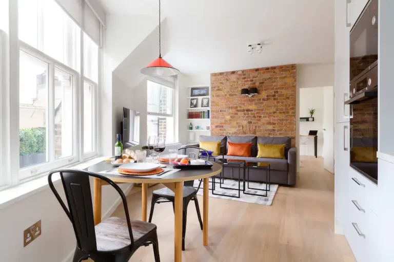 Airbnbs in London