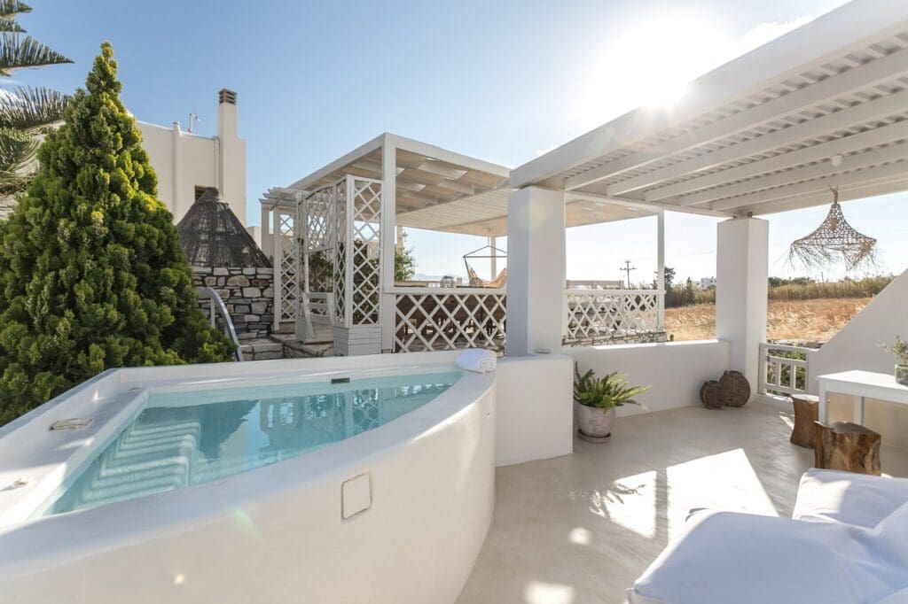aeolos sunny villas Where to Stay in Naxos: Best Areas and Villas