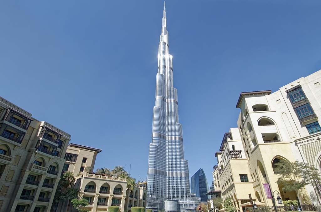burj khalifa dubai 10 Luxury Things to do in Dubai