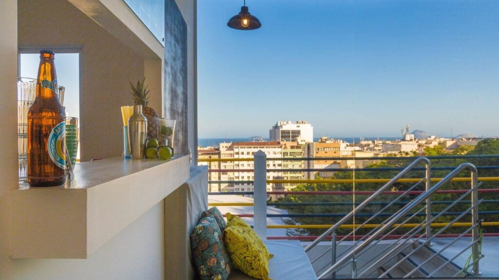 hotelsdotcom 642506 642d2a09 w 054365 The 6 Best Hostels in Rio de Janeiro