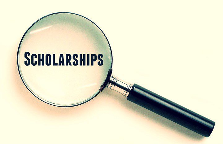 How to Find Scholarships that are Available for Upperclassmen-Scholarships for Four Years of College