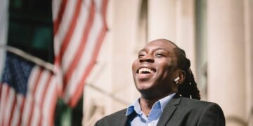 Expedited-Work-Visa-Renewal-Process-How-to-Speed-Up-Your-Immigration-Application-Process-GlobeMigrant-1.