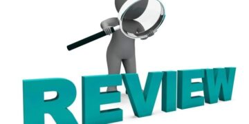 Navigating the Scholarship Review Process 2024 How to Stand Out from the Crowd