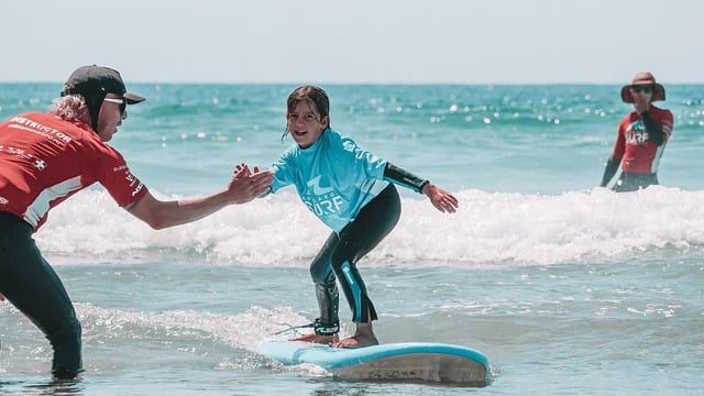 The-Ultimate-Guide-to-the-Best-Surf-Schools-In-Newquay-GlobeMigrant-Centre-Surf-School.