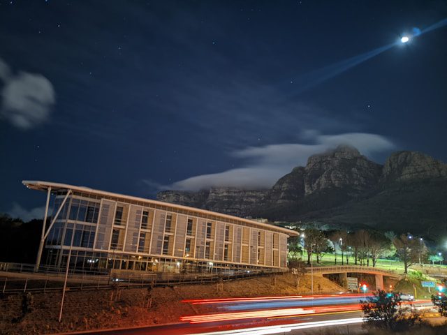 2024 UCT International Scholarships (University of Cape Town)