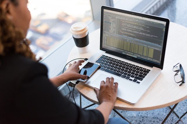 Data Engineer-How to kickstart an engineering career A Comprehensive Guide for New Graduates