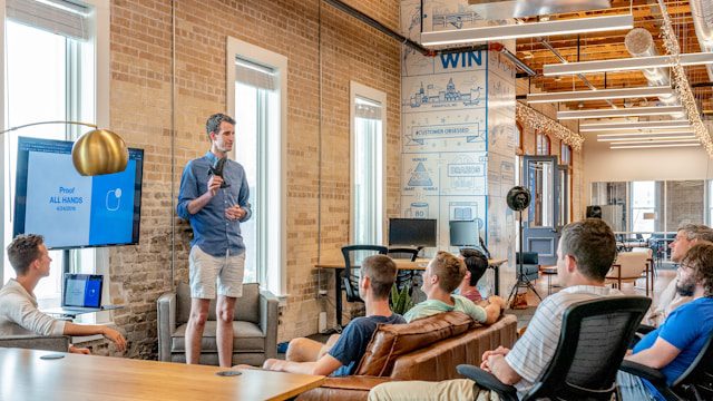 Why Career Coaching Is Essential For Career Development-Current Job Listings Opportunities And Expert Job Search Resources