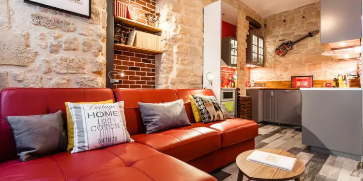 10 Best Airbnbs in Paris, France