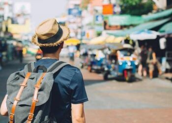 Traveling Alone: How to Overcome Being Alone