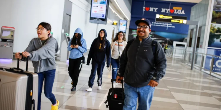 New Survey Shows Americans Are Ready to Move on From Travel Mandates