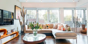 10 Best Airbnbs in London, England