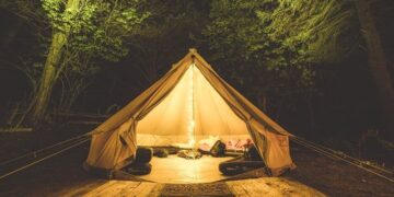 10 best Airbnbs and team-building experiences for a company offsite