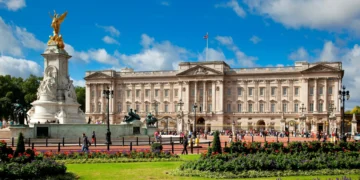 25 Best Places to Visit in London (+ Top Attractions)