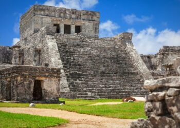 10 Best Mayan Ruins in Mexico + Archaeological Sites