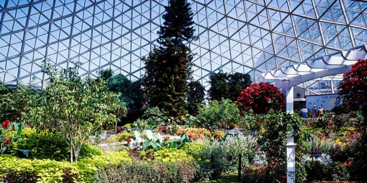 15 Best Things To Do in Milwaukee, Wisconsin