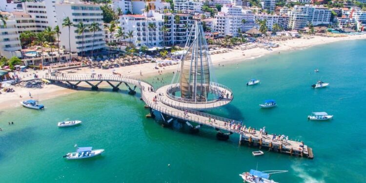 Puerto Vallarta Nightlife: Best Bars and Clubs