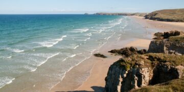 15 Best Beaches in Newquay, England