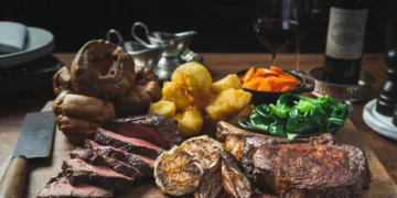 15 Traditional Foods To Try in London