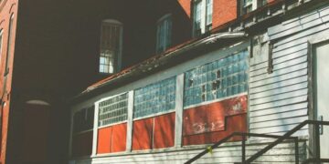 Scholarship Applications are Currently Being Accepted by the Big Island Press Club