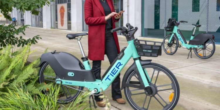Micromobility Programs: A Beginner’s Guide to Bike and Scooter Sharing