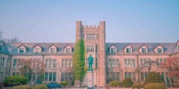 The Prescott Valley Chamber of Commerce is Now Accepting Applications for Scholarships