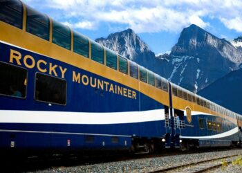 10 best train trips in canada