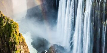 Victoria Falls Natural Wonder: One of 7 Natural Wonders of the World