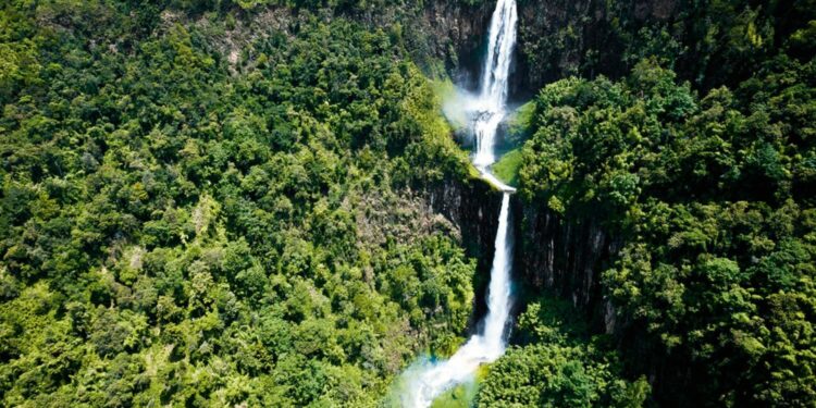 10 Most Beautiful Waterfalls in Kenya