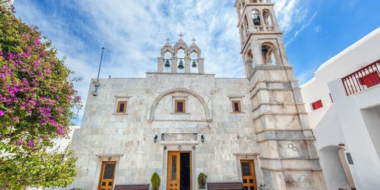 21 Best Things To Do in Mykonos, Greece