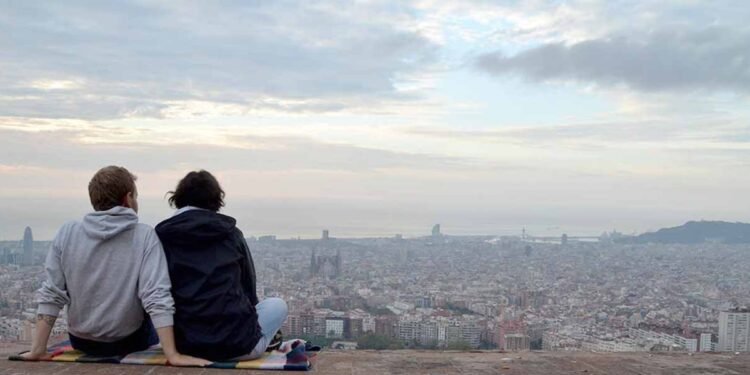 15 Romantic Things To Do in Barcelona, Spain