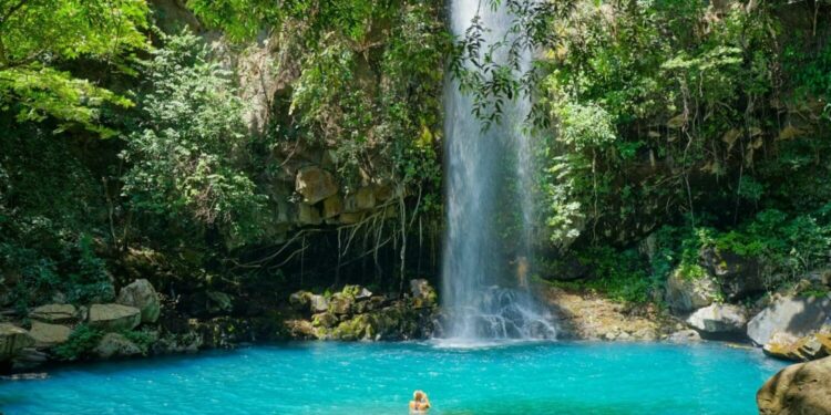 11 Cheap Places to Travel on the US Dollar