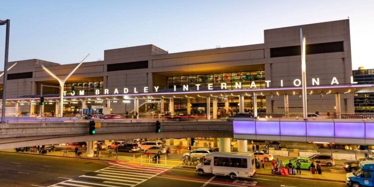 TripIt Data: Americans Celebrate Fourth of July 2022 by Flight Traveling