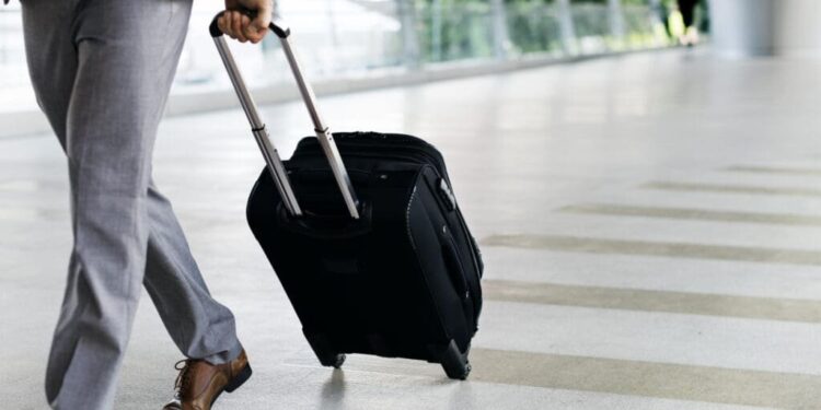 Dear Jen: Tips for Navigating Air Travel to Europe, Holiday Bookings, and More 