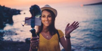 How To Start a Travel Blog in 2022 (Complete Step-By-Step Guide)