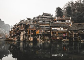 China Introduces Visa-Free Travel For Six Countries